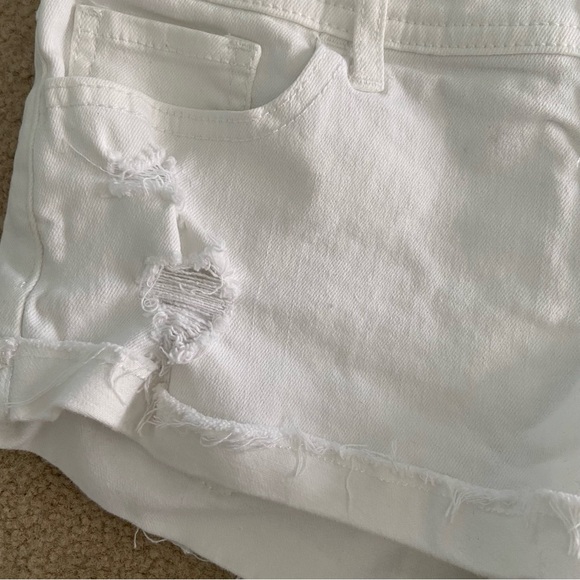 Hollister White Distressed Shorts - Picture 5 of 9
